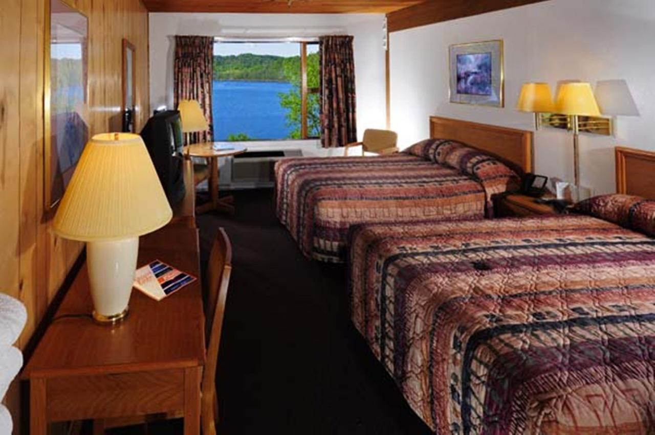 Tygart Lake Lodge Grafton Room photo